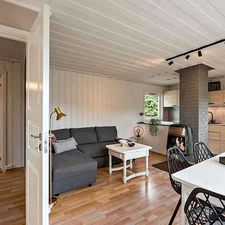 Amazing Cabin 50 Meters From The Beach!
