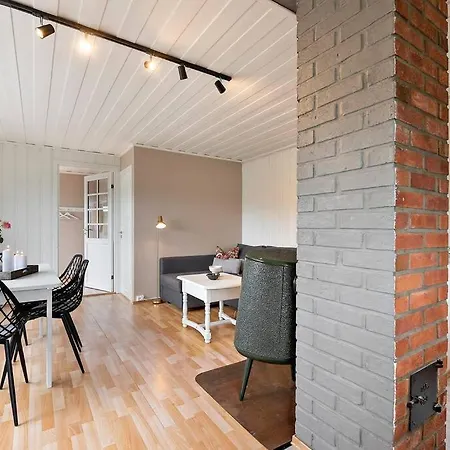 Amazing Cabin 50 Meters From The Beach! * Sandefjord