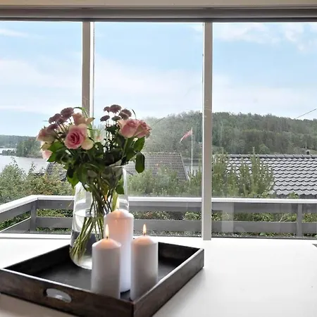 Сasa de vacaciones Amazing Cabin 50 Meters From The Beach!