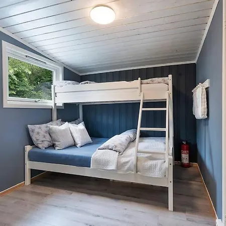 Amazing Cabin 50 Meters From The Beach! * Sandefjord